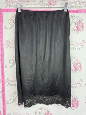 French maid skirt Black Lace-Hem Midi Slip Skirt - Women